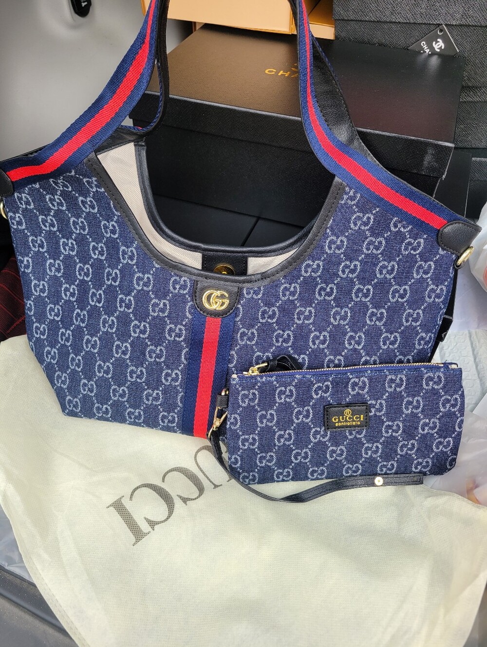 FASION LOGO STYLE BAG. Unbranded